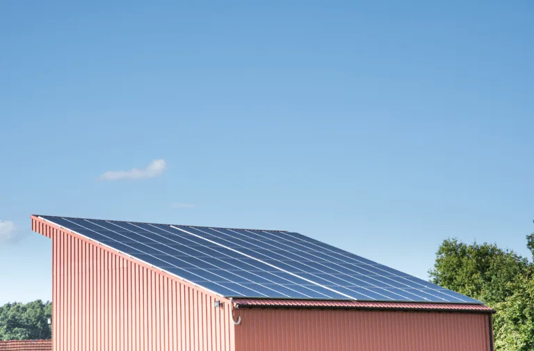 Photovoltaïque pour stations-service et IRVE