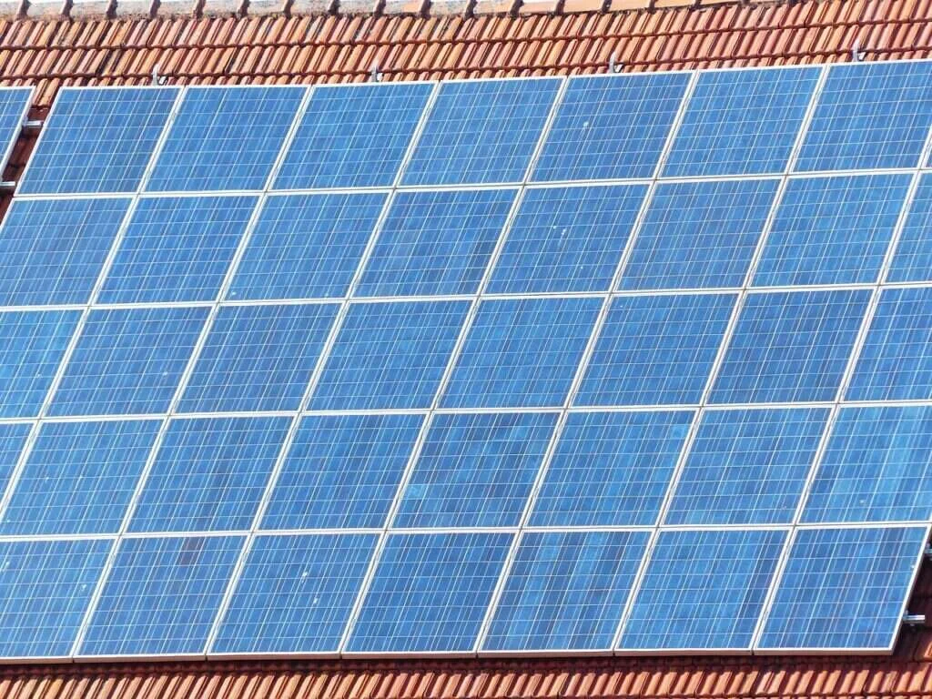 Choisir son installateur photovoltaïque — équipe RGE en intervention sur un chantier