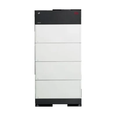 Batterie BYD Battery-Box Premium HVS : tour de modules blancs sur socle noir, contrôleur BCU au sommet