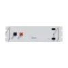 Module de batterie Deye BOS-G-Pack5.1 en façade rack 19 pouces, gris clair avec bornes noire et orange