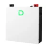 Batterie Dyness DL5.0C Pro, boîtier blanc au logo vert avec bornes rouges sur le dessus