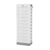 Batterie Dyness S51100 dans une colonne STACK100 blanche de modules empilés sur socle gris