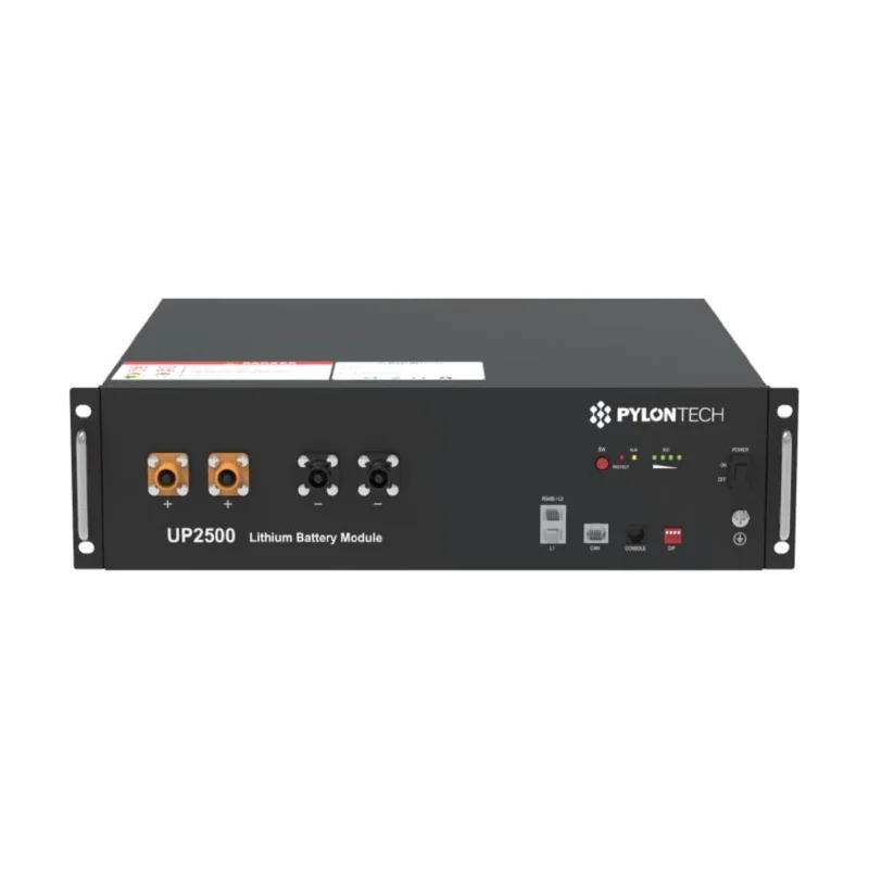 Batterie Pylontech UP2500 vue de face, module rack noir à bornes cuivrées et logo Pylontech
