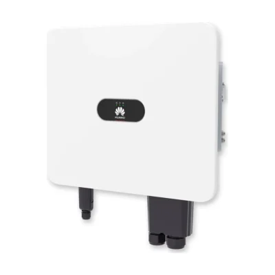 Onduleur Huawei SUN2000-KTL-M5 triphasé, boîtier blanc avec afficheur LED et bornier noir en dessous