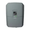 Onduleur hybride Kostal PLENTICORE G3 triphasé vu de face, boîtier gris avec écran et clavier