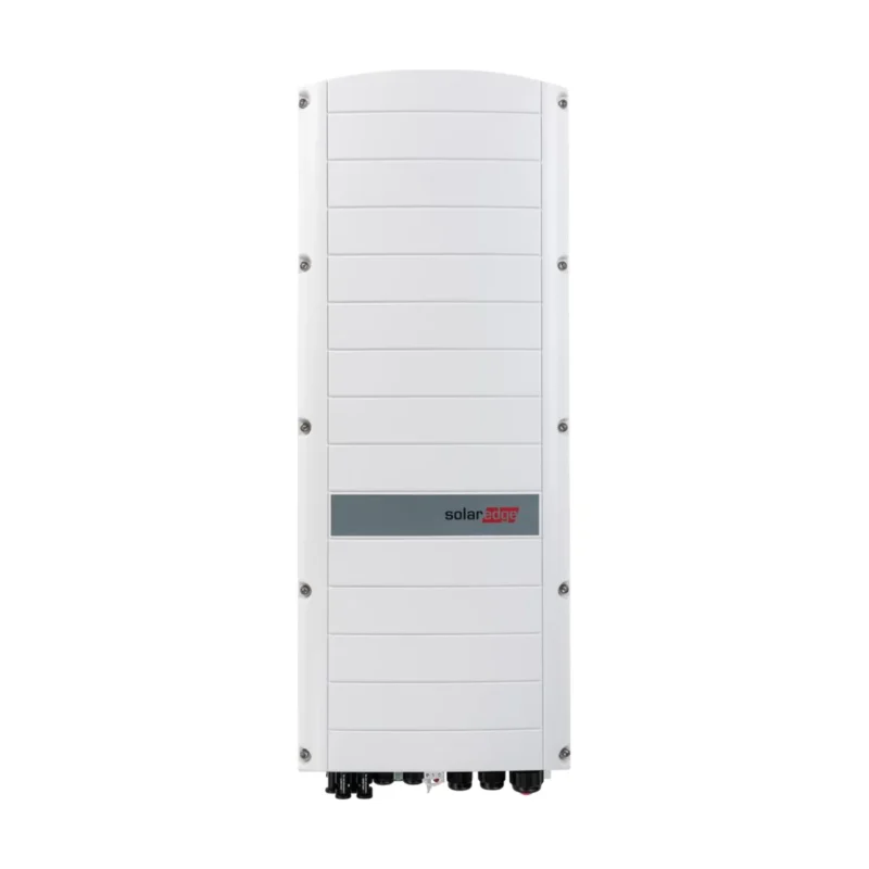 Onduleur hybride SolarEdge SE10K-RWS StorEdge triphasé, boîtier blanc vertical avec bandeau gris SolarEdge