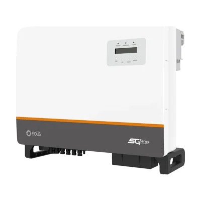 Onduleur Solis S5-GC triphasé, large boîtier blanc et gris avec écran et bandeau orange