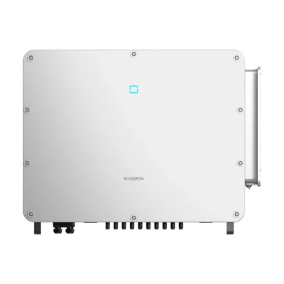 Onduleur Sungrow SG125CX-P3 triphasé, grand boîtier gris clair vu de face avec ses connecteurs