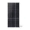 Panneau solaire JA Solar JAM66D45 LB vu de face, grand module à cadre argent et cellules bleu nuit