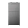 Batterie EcoFlow PowerOcean triphasée : boîtier de jonction gris au-dessus de trois modules LFP sur socle