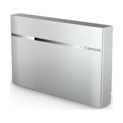 Batterie Enphase IQ Battery 3T/10T en version 10T, large boîtier mural gris argent avec logo Enphase orange