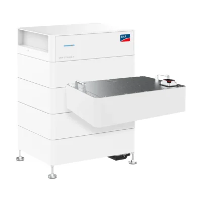 Batterie SMA Storage M module 4,09 kWh, tiroir blanc sorti d'une tour SMA