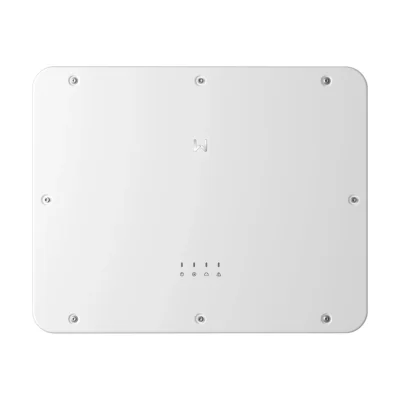 Onduleur GoodWe SMT G2 60 kW triphasé, grand boîtier blanc avec voyants en façade