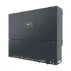 Onduleur Kostal PIKO CI 30/50 triphasé, boîtier gris anthracite avec afficheur à LED encadré de vert
